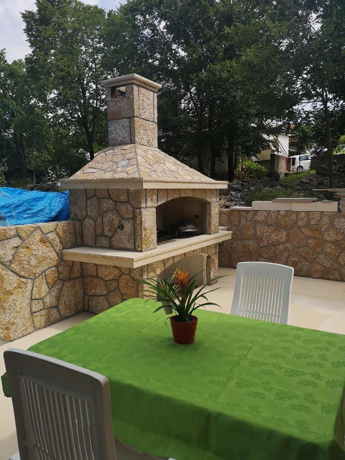 Apartmani Manda Omišalj Екстериор снимка