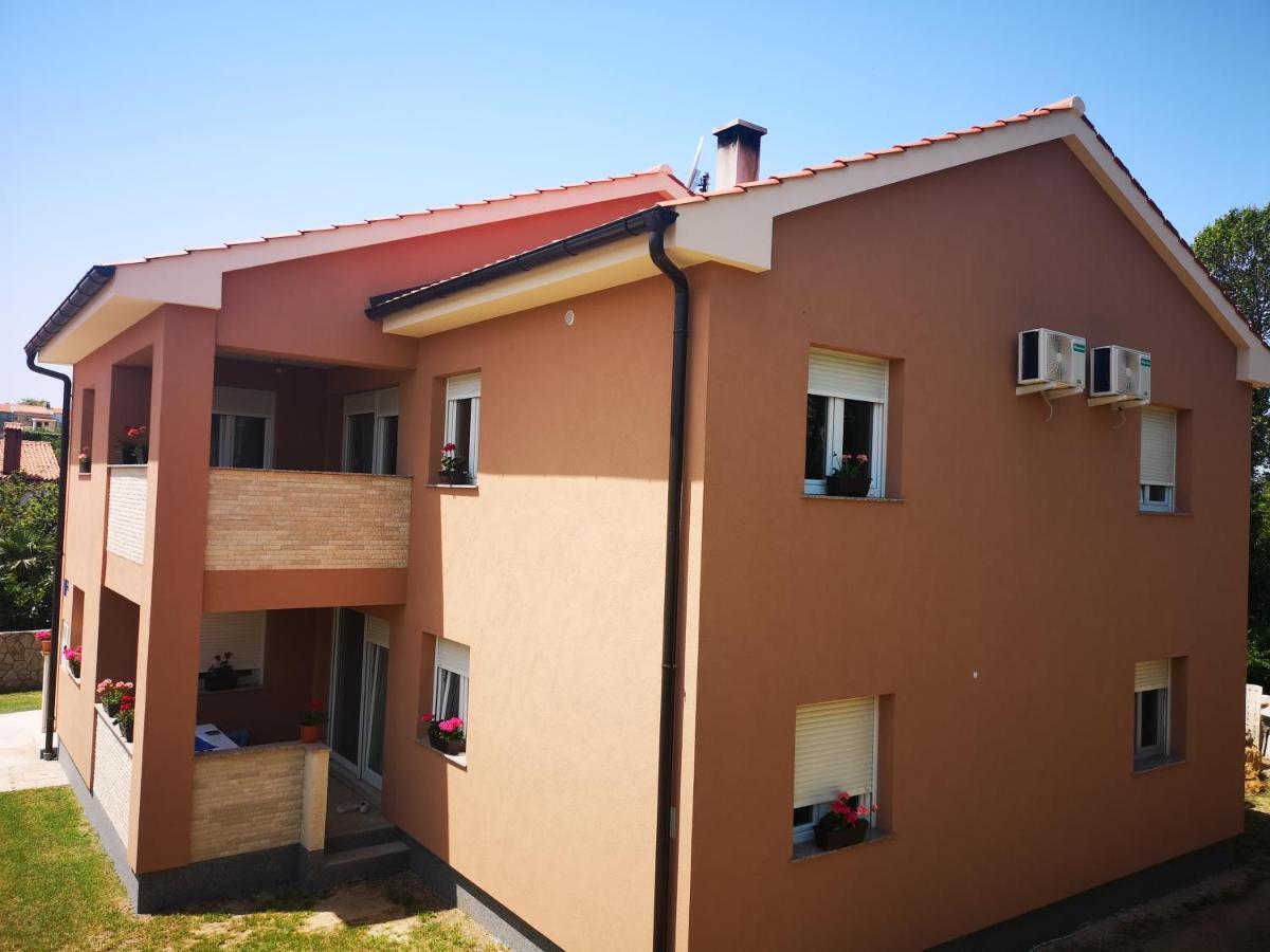 Apartmani Manda Omišalj Екстериор снимка